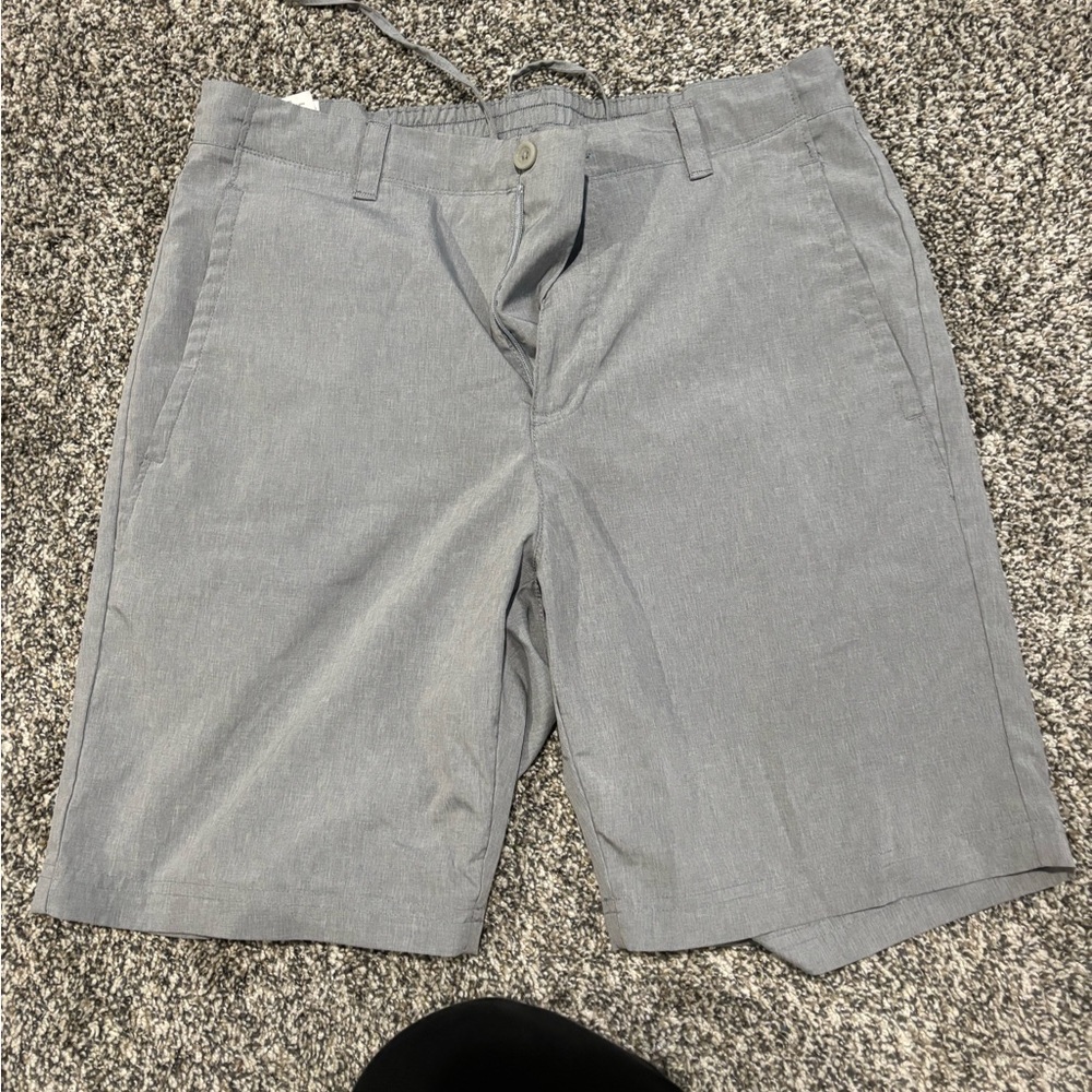 Men’s Dress Shorts 
Light Grey Size 32